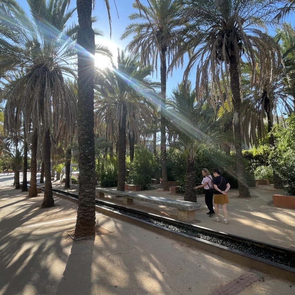En visite guidée dans le parc des nations